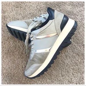Silver/grey fashion sneakers